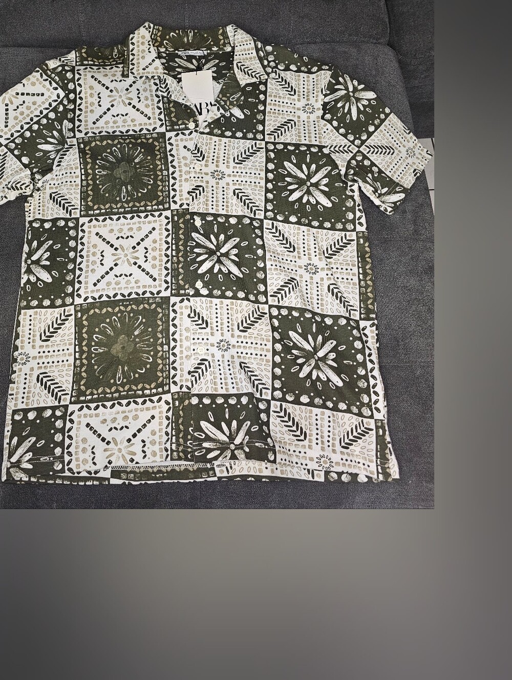Zara Olive Green & White Printed Short-Sleeve Button-Down Shirt